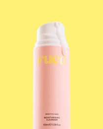 Fuca Clean Skincare | Sensitive Suds Moisturising Cleanser | A gentle face wash that nourishes as it cleanses. Your cleanser shouldn’t make you feel dry or tight. Harsh cleansers can break the skin barrier, exposing the biome to bad bacteria, causing dryn
